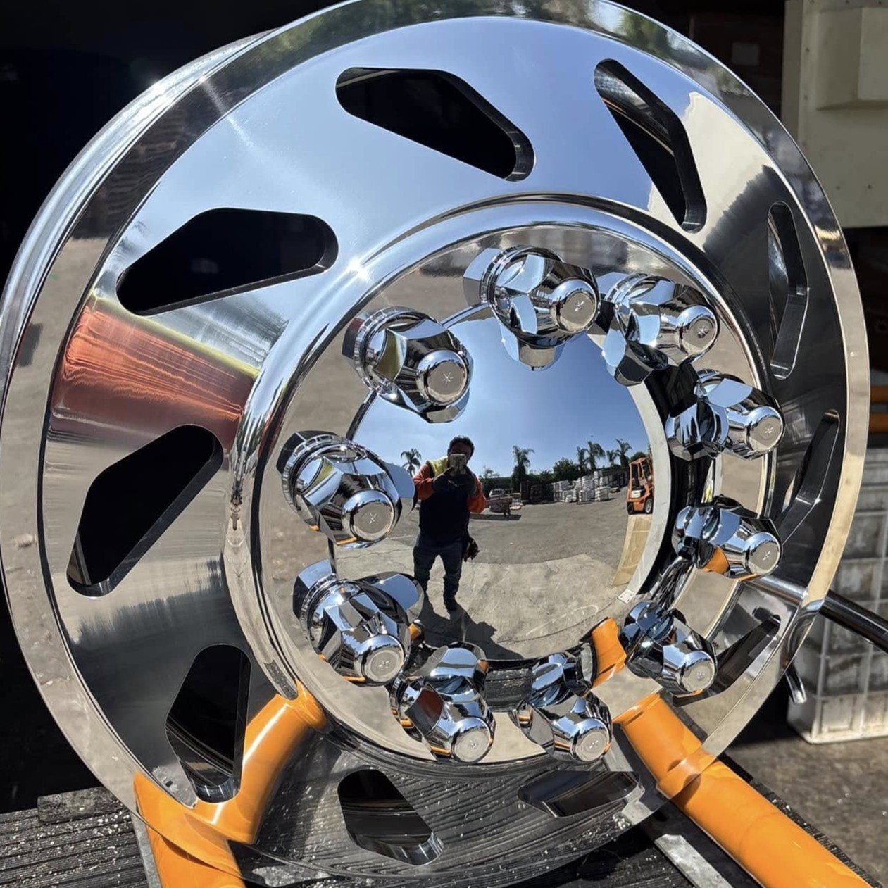 Freightliner Directional